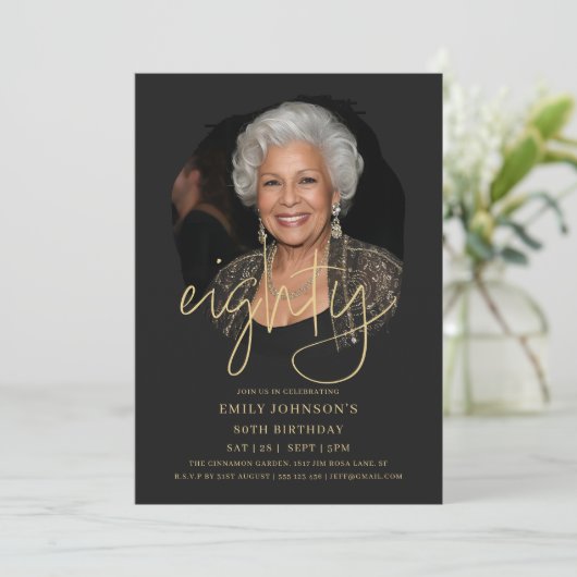 Foto Zwart en Goud Script 80e verjaardag Kaart (Staand voorkant)