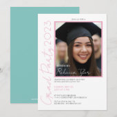 Foto, zwart & roze tekst diploma-uitnodiging kaart (Voorkant / Achterkant)