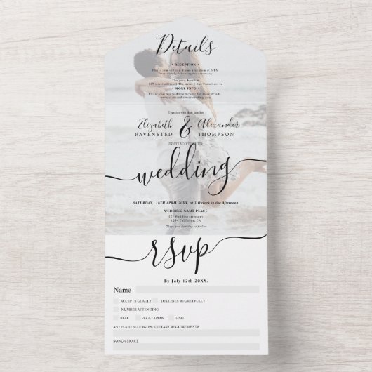 Foto zwart wit modern script bruiloft all in one uitnodiging (Binnen)