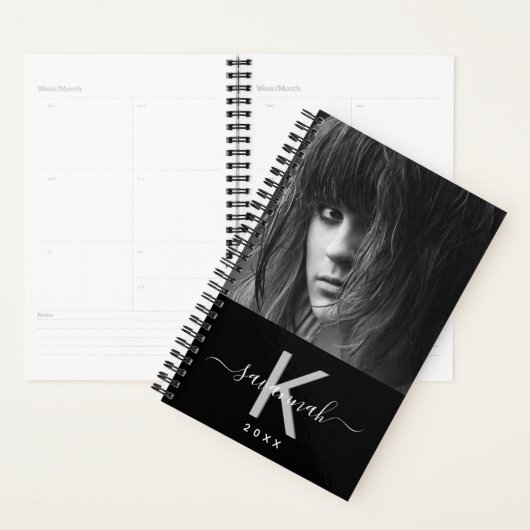 Foto zwart wit script monogram 2026 planner (Display)