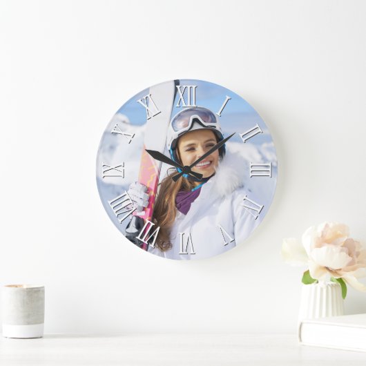 Foto Zwart-wit Vetgedrukte Romeinse cijfers Grote Klok (Huis)