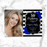 Foto Zwart Zilver Koninklijk Blauw 50ste Verjaarda Kaart<br><div class="desc">Elegante bloemenvrouwelijke 50e verjaardagsuitnodiging met uw foto. Glam zwart wit koningsblauw ontwerp met faux glitter zilver. Beschikt over zwarte en witte strepen, saffierblauwe rozen, scriptlettertype en confetti. Perfect voor een stijlvol volwassen feestje. Personaliseer met je eigen gegevens. Kan voor om het even welke leeftijd worden aangepast! Gedrukte Zazzle-uitnodigingen of direct...</div>