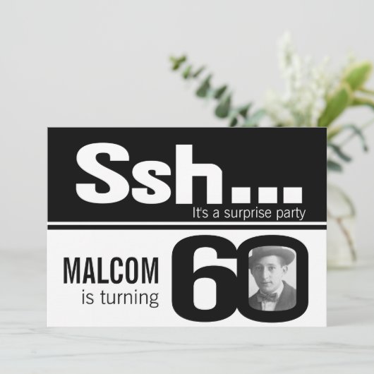 Foto: zwarte witte 60e verjaardag mannen uitnodigi kaart (Staand voorkant)