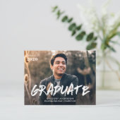 Fotoaankondiging afstuderen penseelscript briefkaart (Staand voorkant)