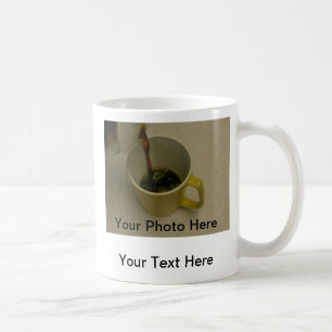 Fotofoto-mokken op de borst koffiemok