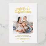 Fotofoto's voor meest veeleisende kerstfoto's Foli Folie Feestdagenkaart<br><div class="desc">Kantste kerstfoto-typografie-feestkaart. Met moderne handgetekende tekst en bomen.</div>