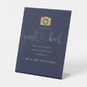 Fotogastenboek Navy Blue en Gold Script Reclamebord Met Voetstuk (Voorkant)