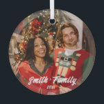 Fotoglas Ornament - Creëer uw eigen ontwerp<br><div class="desc">Ontwerp een prachtig gepersonaliseerd ornament met ons fotoglas ornament! Ideaal voor afbeeldingen ornamenten, collages met meerdere foto's of ornamenten. Creëer uw eigen unieke collage kerstornamenten door het toevoegen van 1-4 foto's en aangepaste tekst. Handgemaakt van premium glas met een kristalheldere afwerking. Geliefd als vakantiegeschenken en aandenken decor. Snelle verzending beschikbaar!...</div>