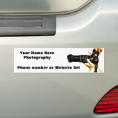 Fotograaf Holding DSLR-camera Bumpersticker (Op auto)