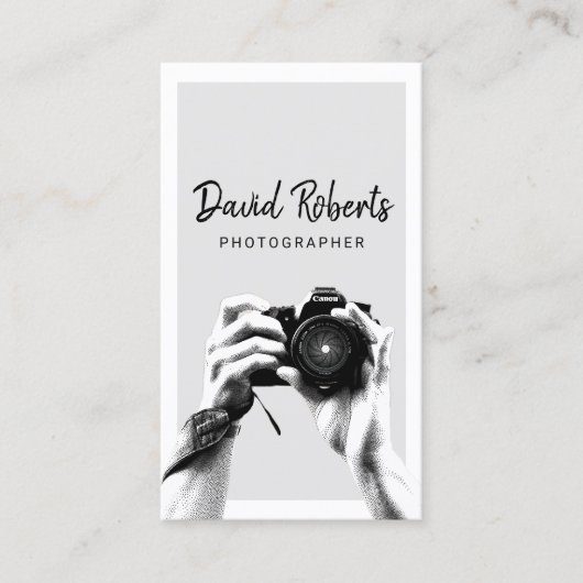 Fotografe Holding Camera Elegant Photography Bu Visitekaartje (Voorkant)
