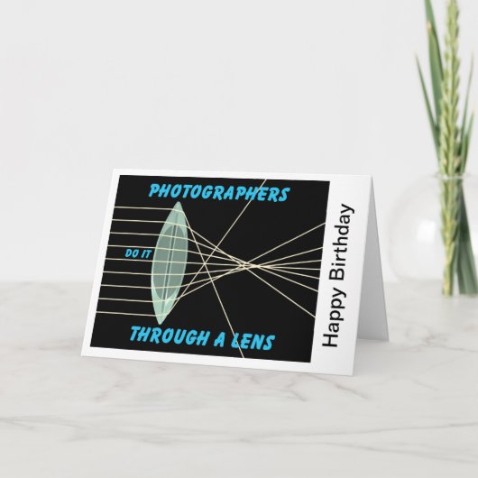 Fotografen doen dit door middel van een lens kaart (Voorkant)