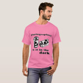 fotografen doen het in het donker t-shirt (Voorkant volledig)