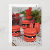 Fotografie Red Cherry Jam vulde Macarons Briefkaart (Voorkant / Achterkant)