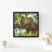 Fotografie van Cute & Curious Squirrel Natuur Vierkante Klok (Huis)