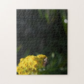 Fotografie van de Natuur van gele bloemen bijen Legpuzzel (Verticaal)