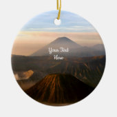 Fotografie van de vulkaan keramisch ornament (Voorkant)