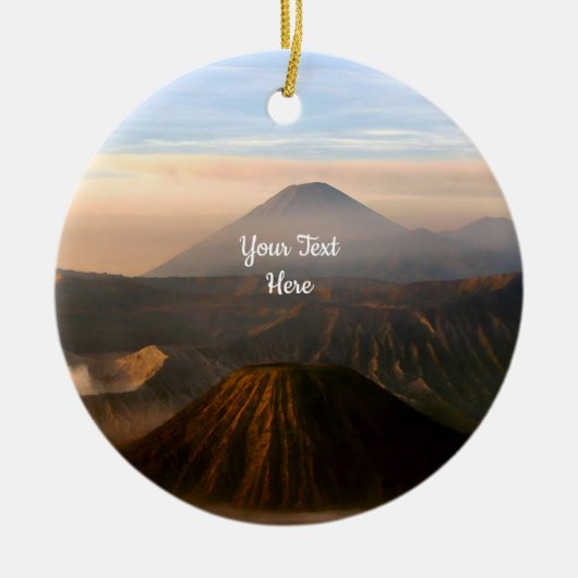 Fotografie van de vulkaan keramisch ornament (Voorkant)