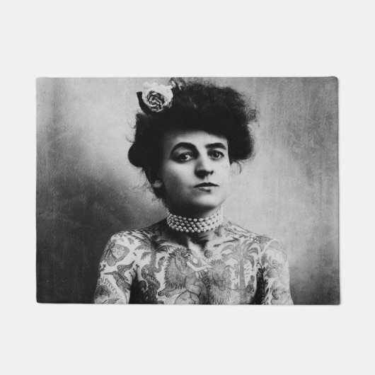 fotografie van een getatoeëerde dame deurmat (Voorkant)