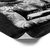  fotografie van een getatoeëerde dame poster (Hoek)