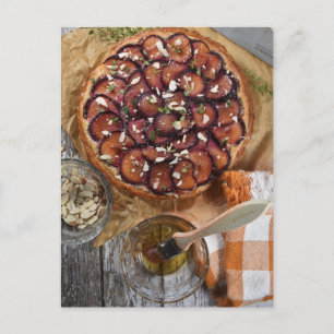 Fotografie van Frangipane Plum Honey Tart Briefkaart