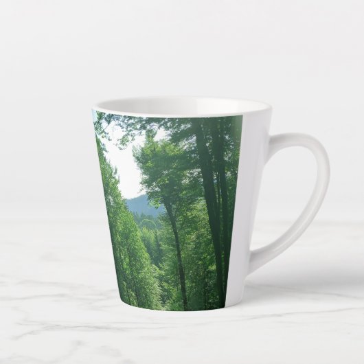 Fotografie van het groene boslandschap latte mok (Rechts)