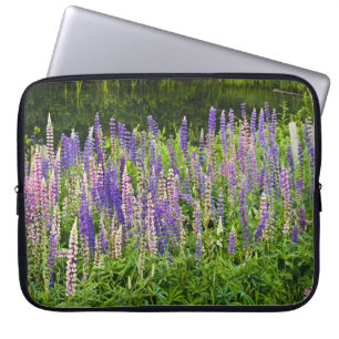 Fotografie van Paarse en roze lupine Laptop Sleeve