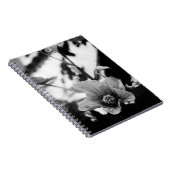 Fotografie van zwart-wit butilon notitieboek (Rechterzijde)