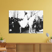 Fotograp van de paardenvrouw van de suffrage-parad canvas afdruk (Insitu (Woonkamer))