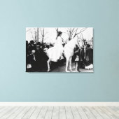 Fotograp van de paardenvrouw van de suffrage-parad canvas afdruk (Insitu (Houten vloer))