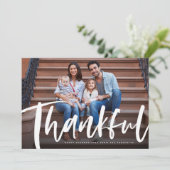 Fotokaart met Thankful Thanksgiving penseelscript Feestdagenkaart (Staand voorkant)