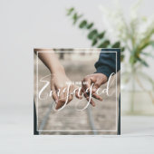 Fotoliefdesverhaal verloofde aankondiging feestkaa (Staand voorkant)