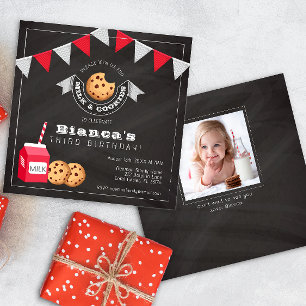 Fotomelk en koekjes  Chalkboard Birthday Kaart