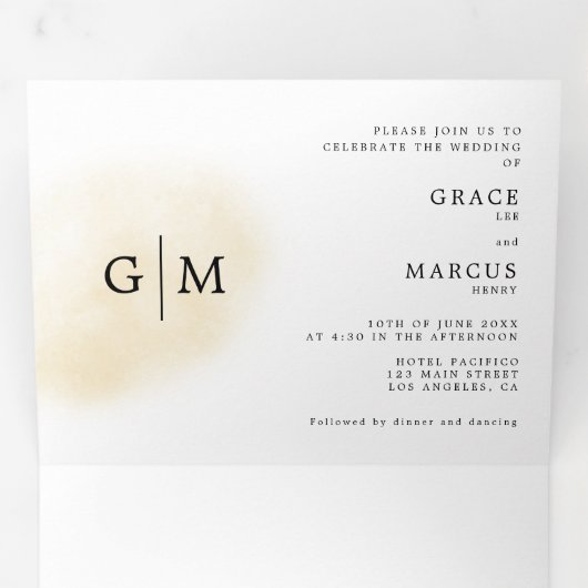 Fotomonogram tweetalige huwelijksuitnodiging drieluik uitnodiging (Binnenzijde eerst)