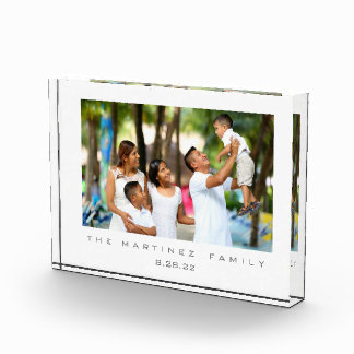 Fotomuur van de hedendaagse persoonlijke familie fotoblokken