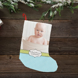 Fotonaam van de aangepaste baby-jongen en verjaard kleine kerstsok