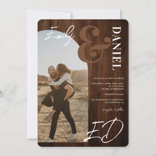 Foto's bold names script arch: bruin hout bruiloft kaart (Voorkant)