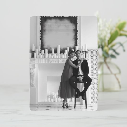 Foto's Sla de datum op Modern Script Wedding Kaart (Staand voorkant)