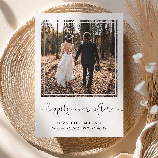 Foto's van het bruiloftsfeest Happily Ever After Aankondiging