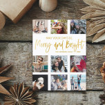 Foto's van Merry and Bright Gold Script Collage Briefkaart<br><div class="desc">Moderne en eenvoudige kerstcadeaukaart. Merry and bright text is in faux Gold folie,  met 9 sjabloon voor fotoplaatsing. Pas deze aan met uw unieke gegevens.</div>