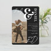 Foto's vet namen script boog zwart bruiloft kaart (Staand voorkant)