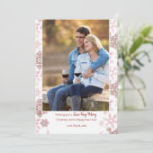 Fotosneeuw Zeer Merry Script Red Snowflake Feestdagenkaart (Staand voorkant)