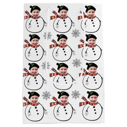 Fotospoelen met gezichtsopname en sneeuwvlokken up medium cadeauzakje (Achterkant)