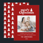 Fototoestel voor meest veeleisende kerstfoto feestdagenkaart<br><div class="desc">Kantste kerstfoto-typografie-feestkaart. Met moderne handgetekende tekst en bomen.</div>