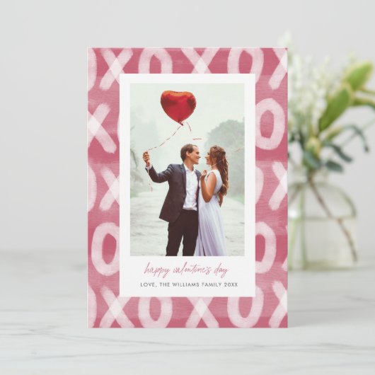 FotoValentijnsdag XOXO Pattern Couple Feestdagenkaart (Staand voorkant)