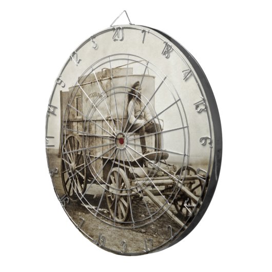 Fotowagen van Roger Fenton Fotorealisme Dartbord (Voorkant Rechts)