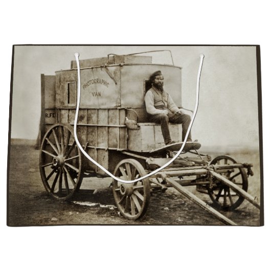 Fotowagen van Roger Fenton Fotorealisme Groot Cadeauzakje (Voorkant)