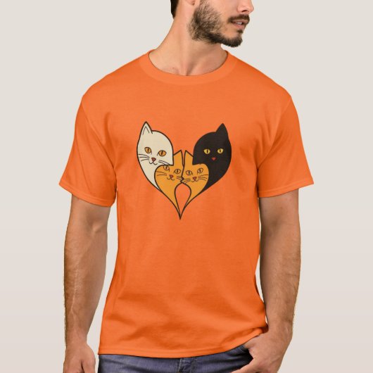 Four Cats, One Heart – Minimal Cat Love T-Shirt (Voorkant)