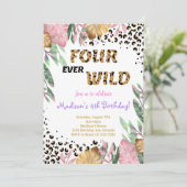 Four Ever Wild 4th Verjaardag uitnodiging (Staand voorkant)