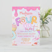Fourever Sweet Girl 4th Birthday Invitation Kaart (Staand voorkant)