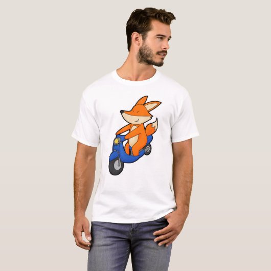 Fox als wandelaar met scooter t-shirt (Voorkant volledig)